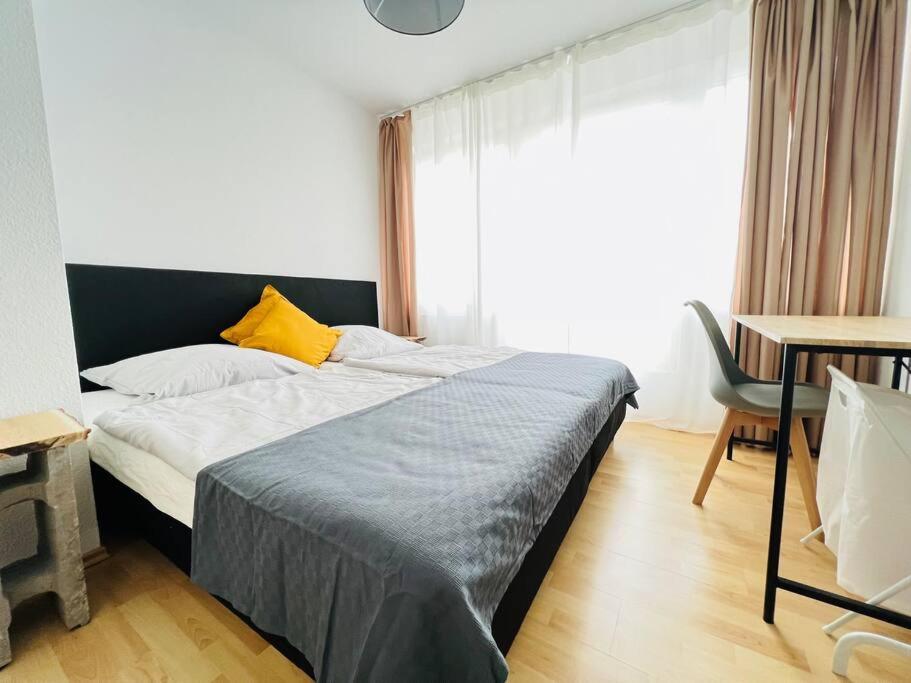 Zentrales Grosszuegiges Apartment Mit Dachterrasse! Bochum Exterior foto